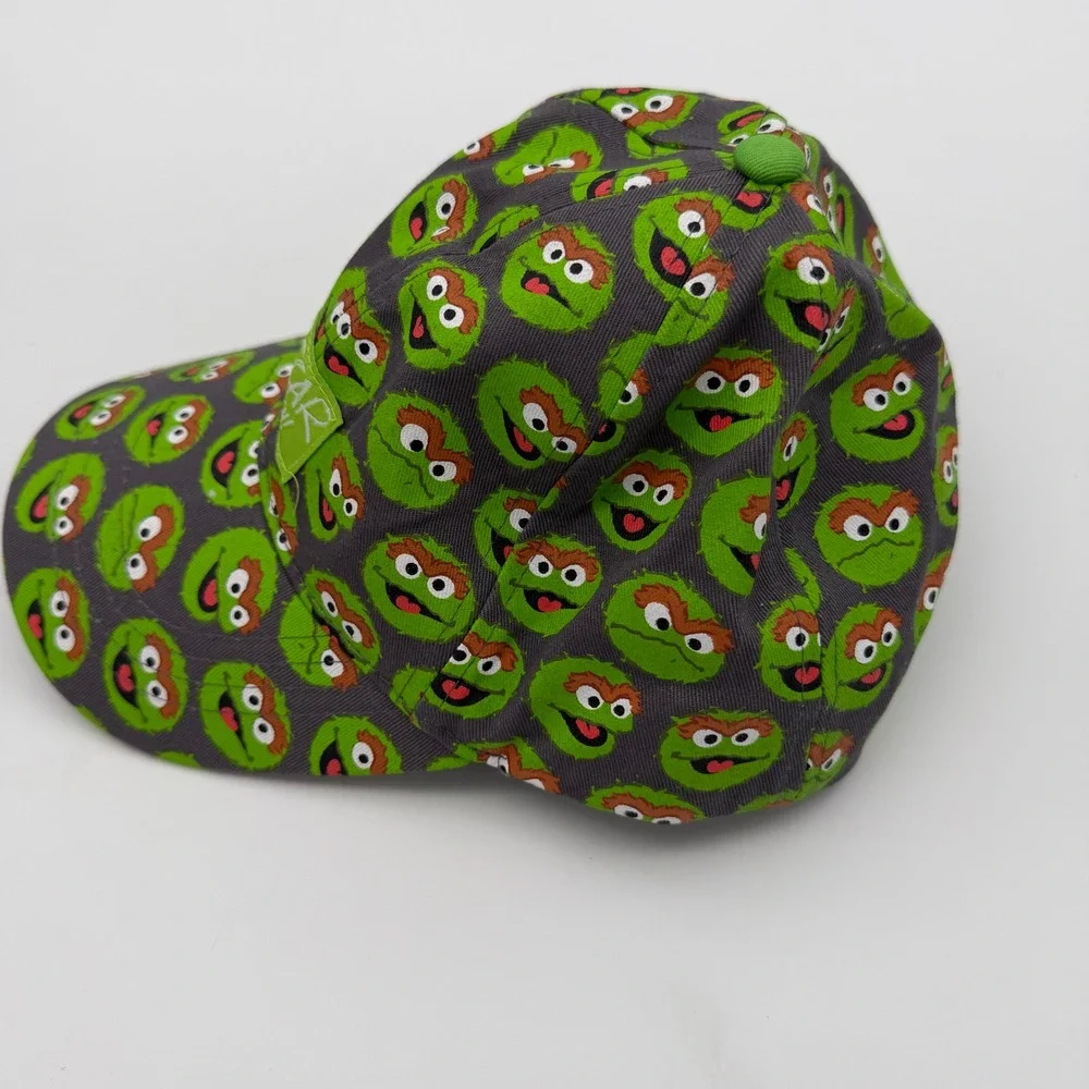 Sesame Street Oscar the Grouch Youth Baseball Cap Gray Green All Over Print Hat